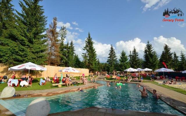 U Hani w pobli?u Gor?cy Potok i Termy