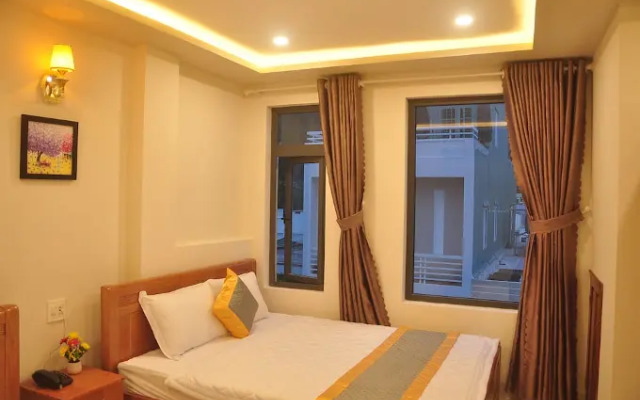 Nhan Anh Quy Nhon Hotel