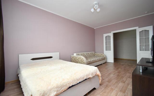 City124 на улице Батурина