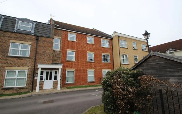 Clarendon Court