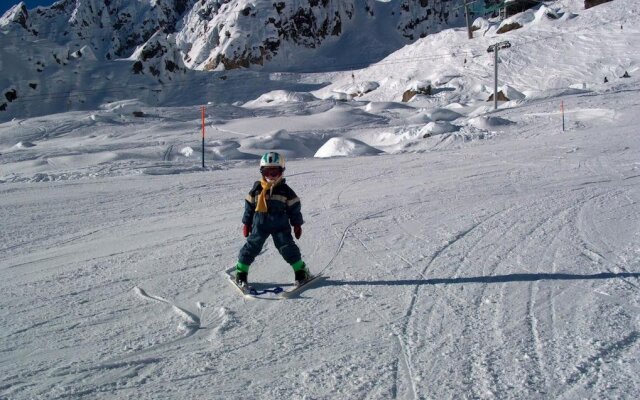 Les Rochers