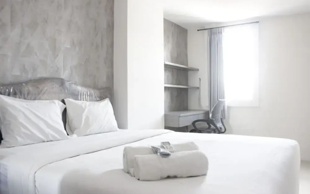 Simply 2BR without Living Room Apartment at Parahyangan Residence