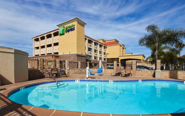 Holiday Inn Express San Diego South - National City by IHG