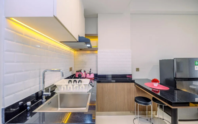 Comfortable 1Br With Extra Room At Transpark Cibubur Apartment – Guest Rooms – Depok