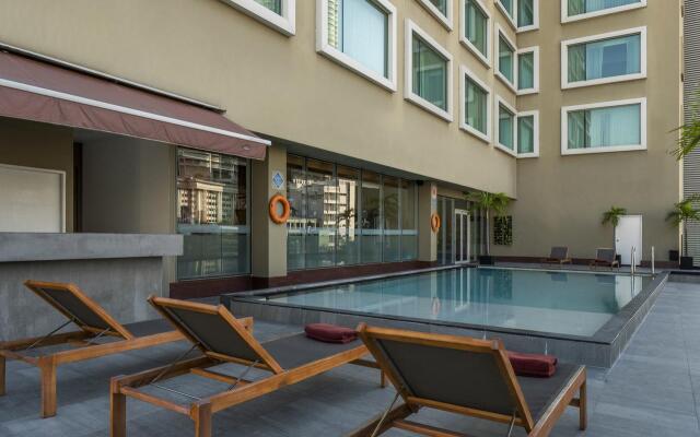 Hilton Garden Inn Bangkok Silom