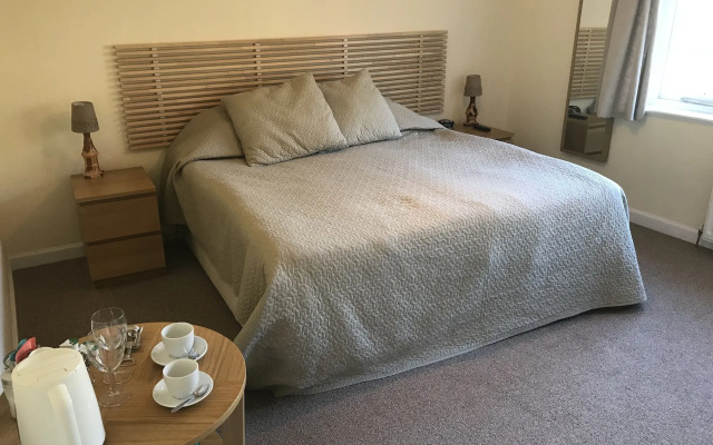 Ford Village Bed & Breakfast