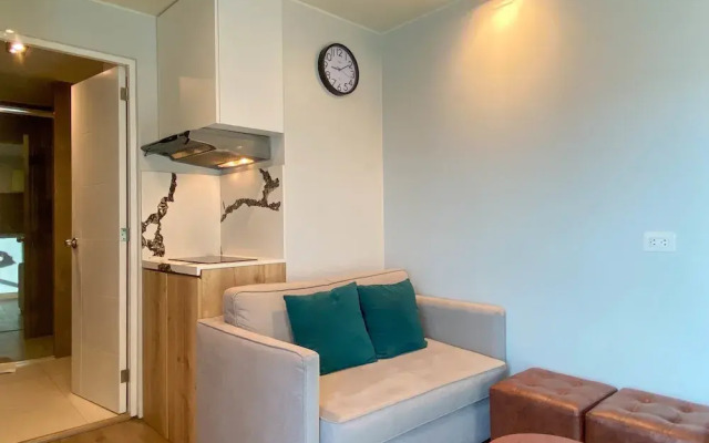 w Modern 1BR w AC Near Kennedy Park