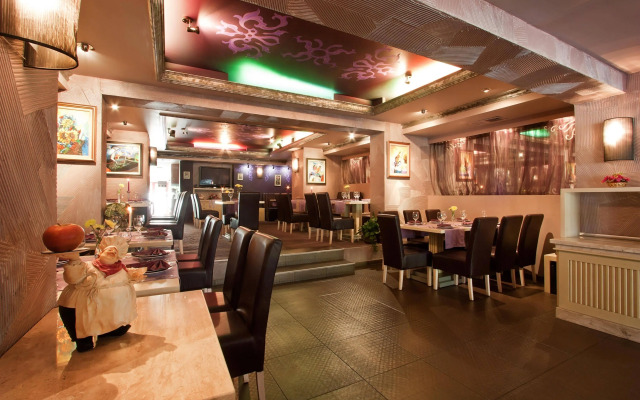 Saint George Hotel & Medical Spa