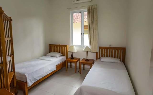 Ocean Queen Resort – Guest Rooms – Cisolok