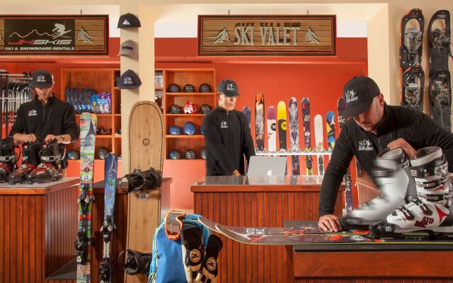 Snake River Lodge - Amenities at Sister Property