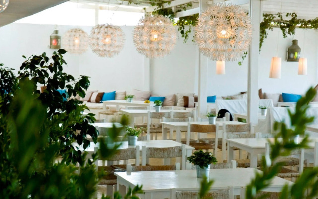 Tinos Beach Hotel