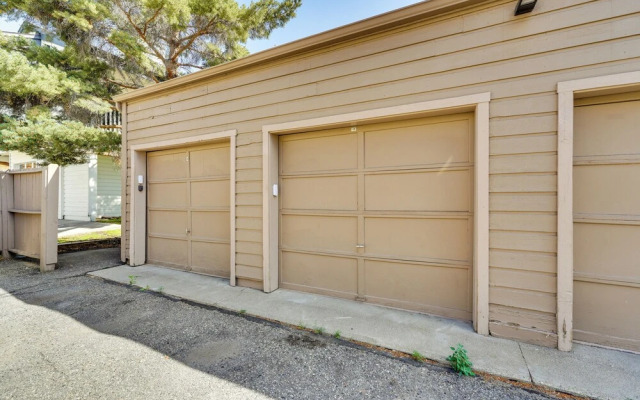 Walk to Main St & Lifts: Ketchum Townhouse!