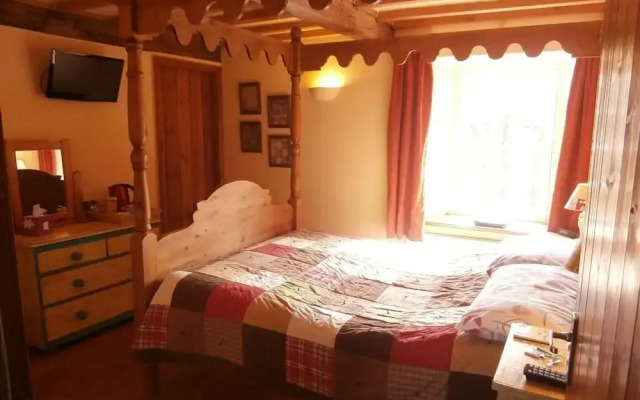 Riverside Bed & Breakfast