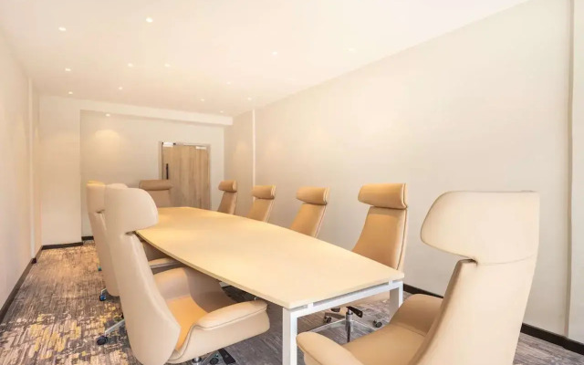 Best Western Le Saint Denis