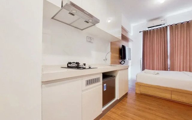 Wonderful Studio At Sky House Bsd Apartment