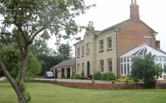 Woodleys Farm House