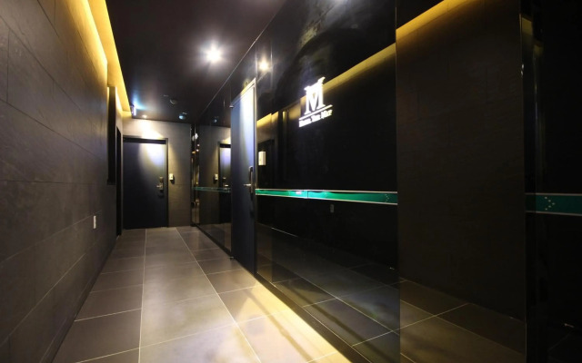 Hotel The May