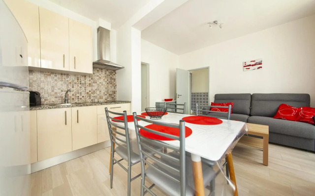 A45 - Oliveira Historic Apartment