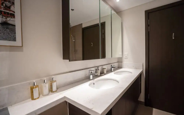 Nasma Luxury Stays - Harbour Views