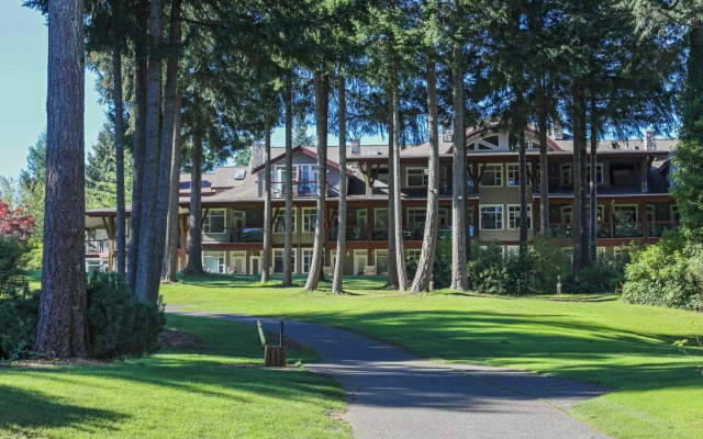 Crown Isle Resort and Golf Community