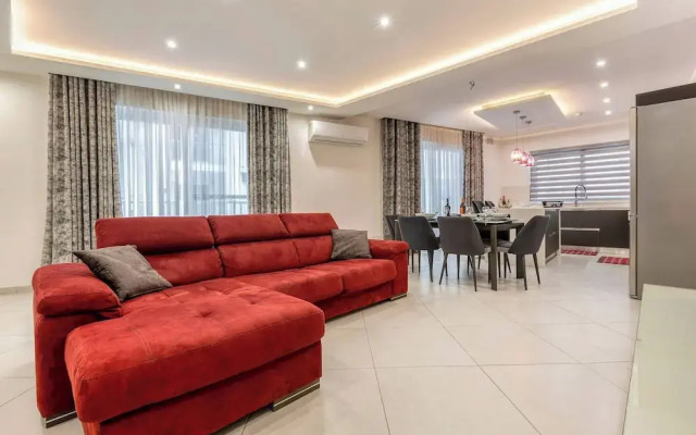 Luxury 3 BR Apt in Gzira Near Sliema - Stjulians