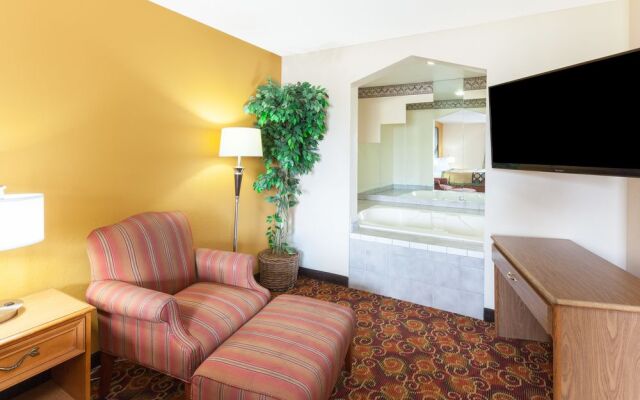 Super 8 Big Rapids MI