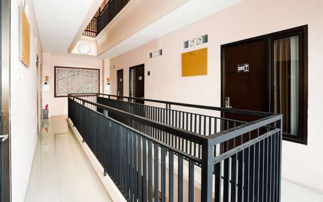 ZEN Rooms Basic Audah Syariah Sutos