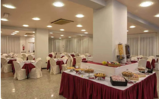 New Petit Hotel