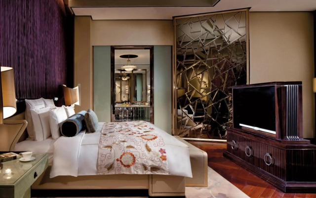 The Ritz-Carlton Shanghai, Pudong