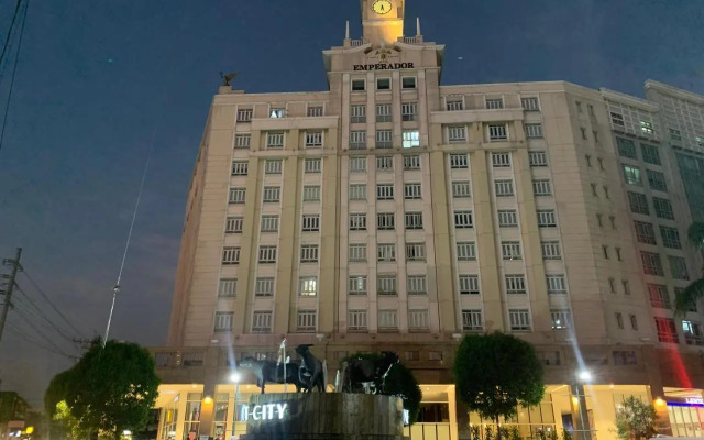 Pasay staycation @150Newport