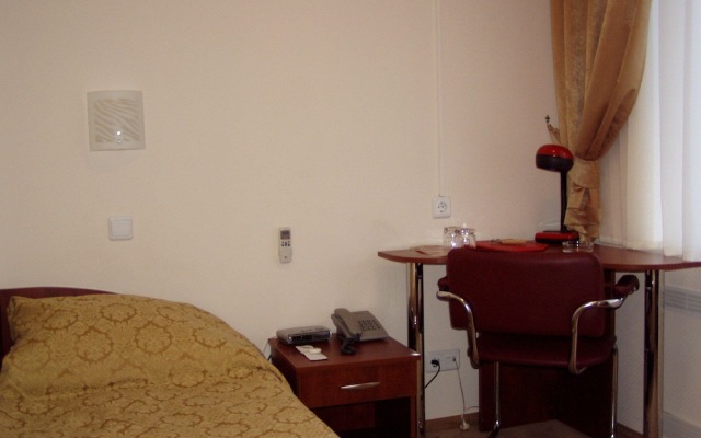 Hotel Znannya