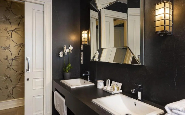 Casa de Triana Luxury Suites by Casa del Poeta