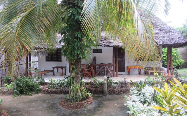 Coco Cabana Beach Bungalow
