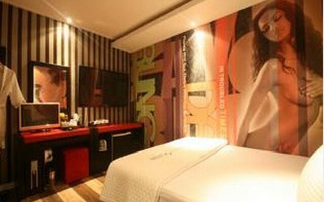 S Motel