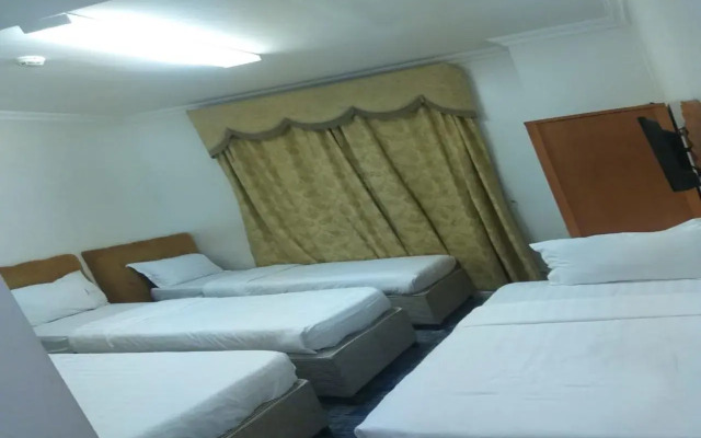 Paradise Hotel