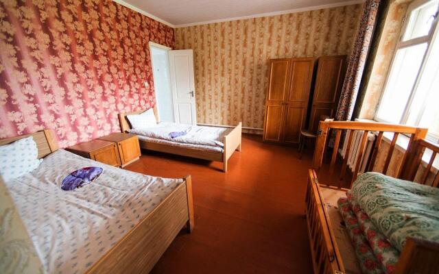 Zhenja and Lyuda's Boarding House