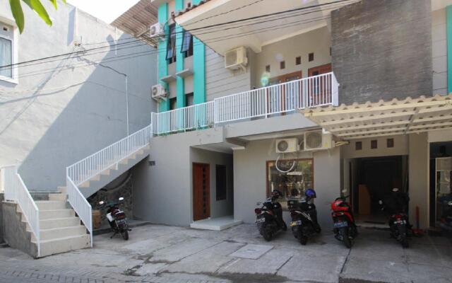 RedDoorz near Graha Saba UGM