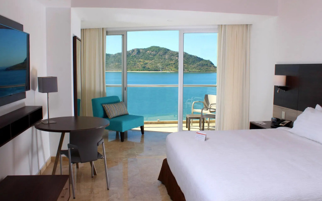 Holiday Inn Resort Mazatlan by IHG