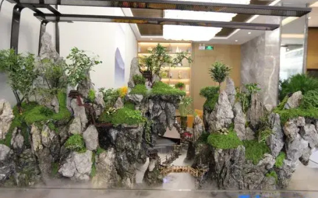 Tianzhuyuan Intelligent Hotel (Baiyin Jingtai People's Cultural Square Railway Station)