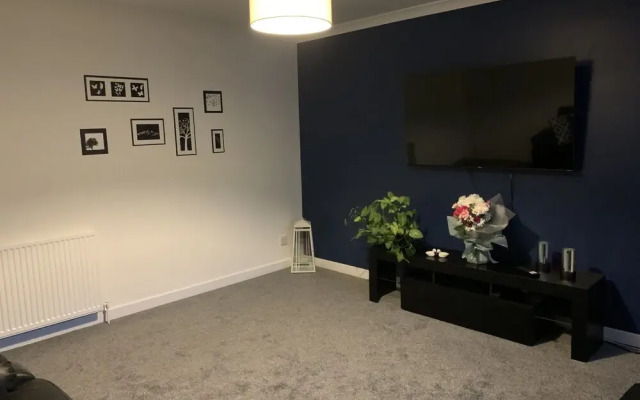 2-bed Apartment in Dumfries Close to Town Centre