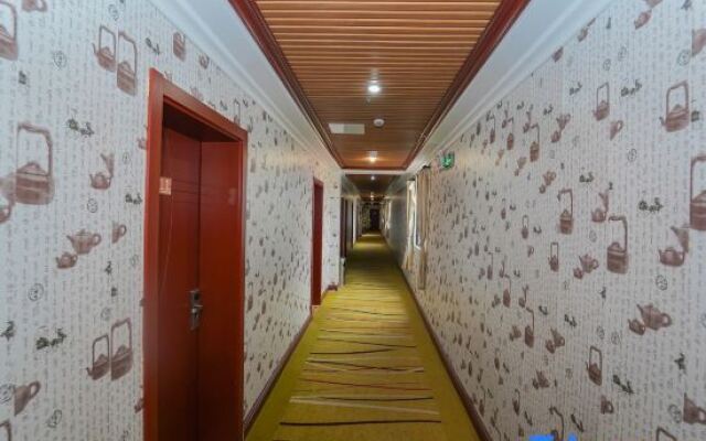 Super 8 Hotel