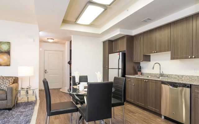 Global Luxury Suites Foster City