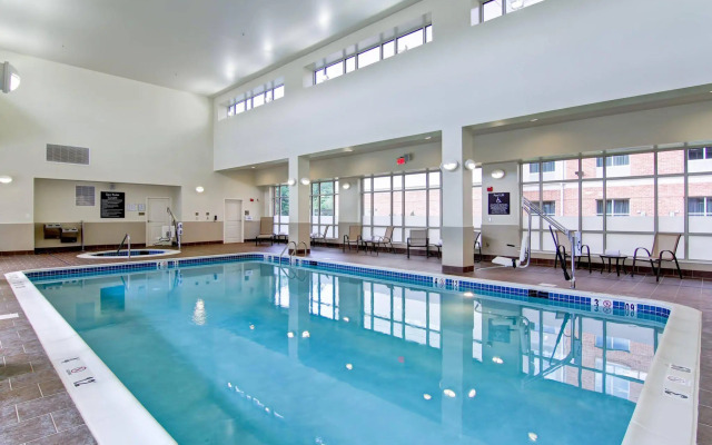 Homewood Suites by Hilton Woodbridge