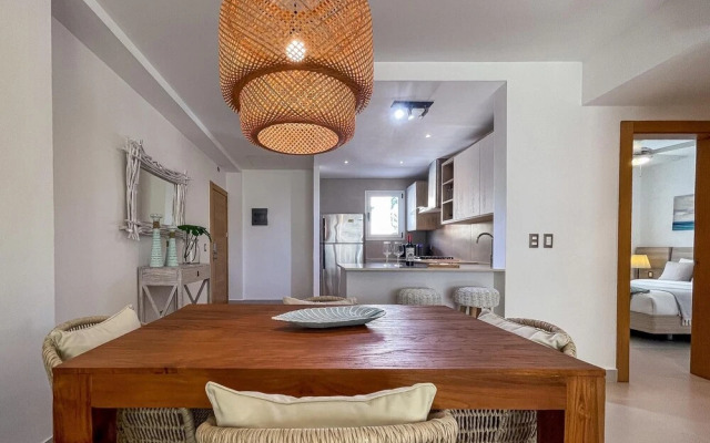 Beautiful Condo Just Steps Away From the Beach