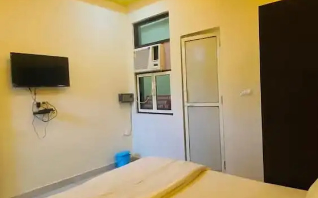 Upmanyu Guest House