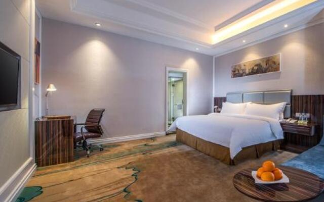 Vienna International Hotel Guangdong Puning Sqaure