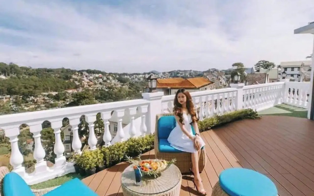 Minh Cương Hotel