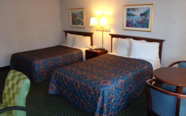 Travelodge Ridgeway Martinsville