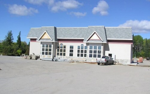 Sunset Inn and Suites