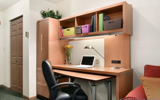 Towneplace Suites By Marriott Detroit Livonia